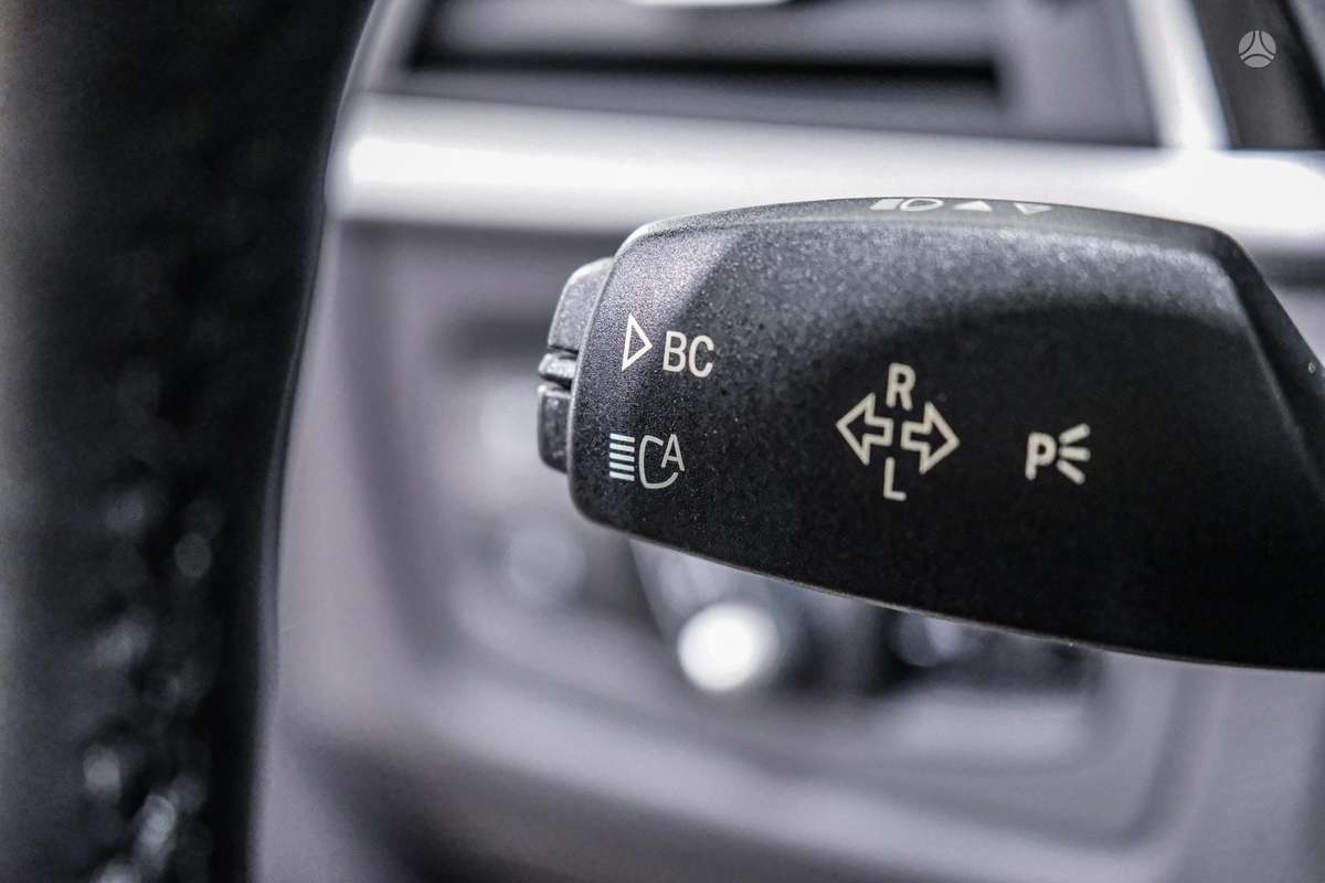BMW 330, 3.0 l., universalas