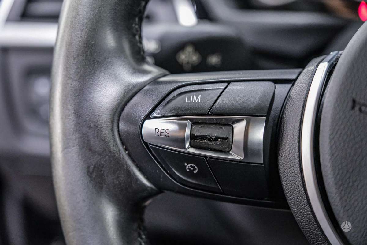 BMW 330, 3.0 l., universalas