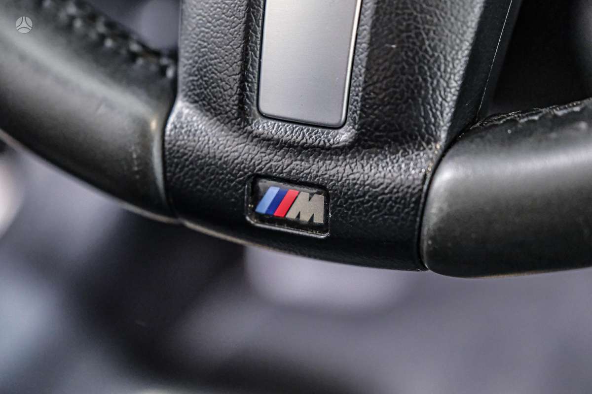 BMW 330, 3.0 l., universalas