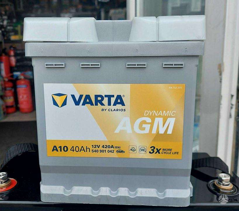 Įvairūs akumuliatoriai