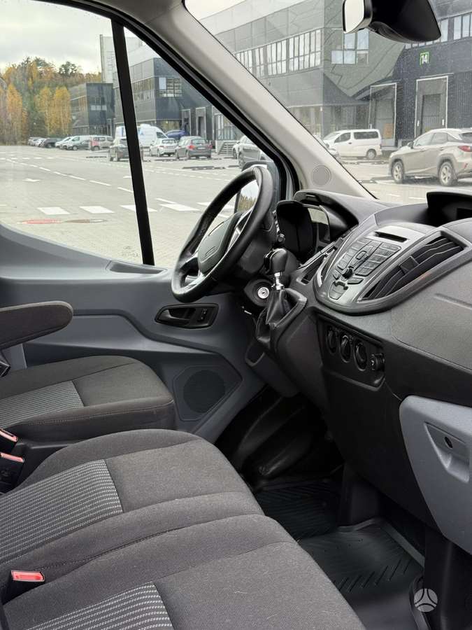 Ford Transit Nuoma, passenger minibus