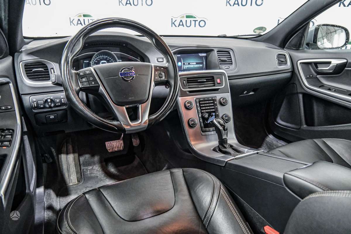Volvo V60, 2.0 l., Универсал
