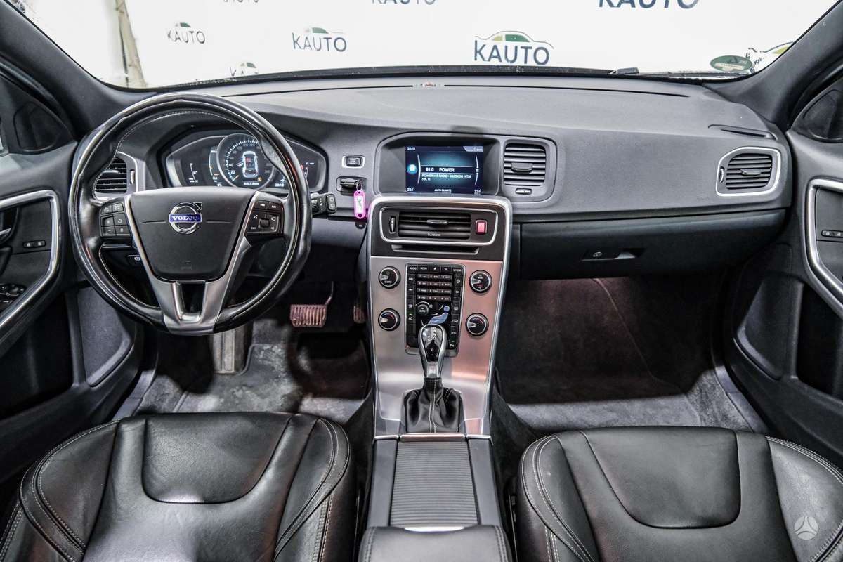 Volvo V60, 2.0 l., Универсал