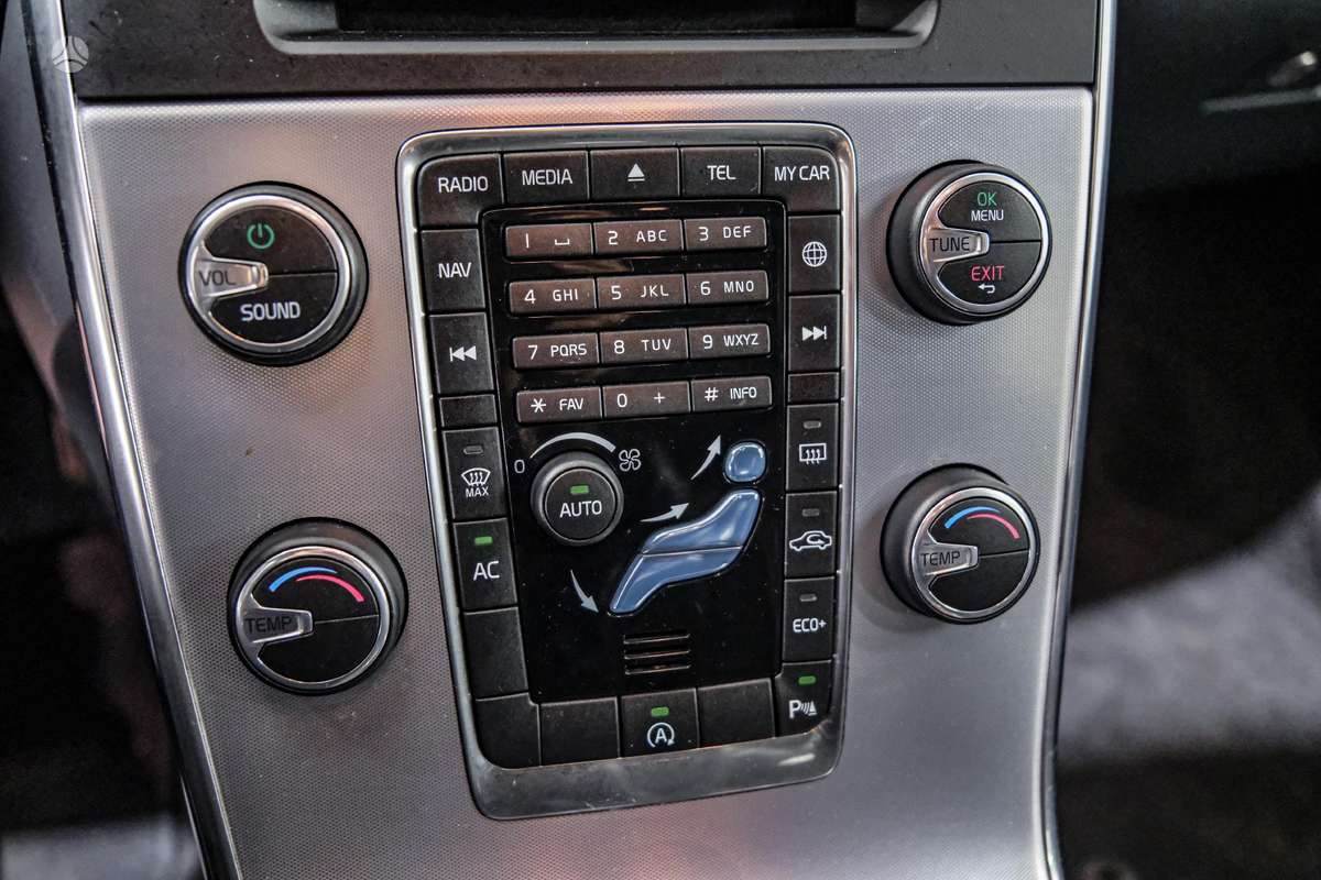 Volvo V60, 2.0 l., Универсал