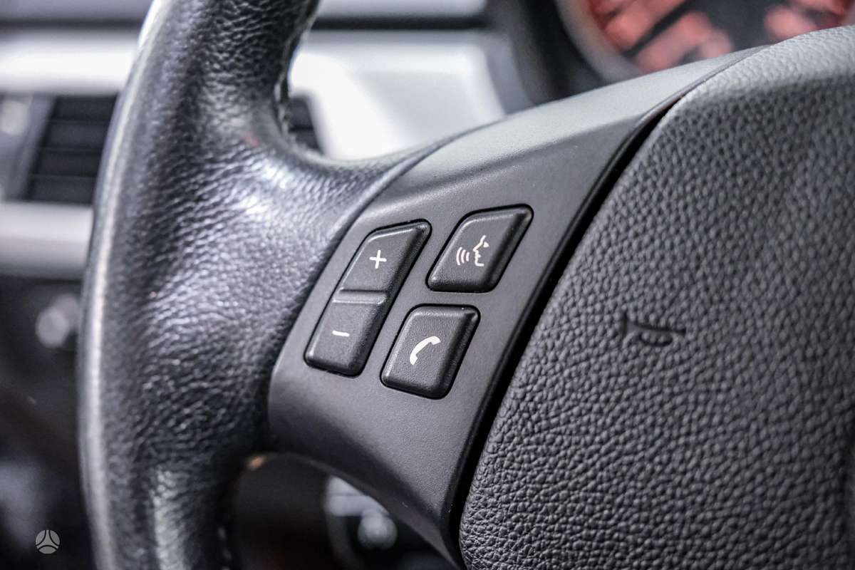 BMW 330, 3.0 l., universalas