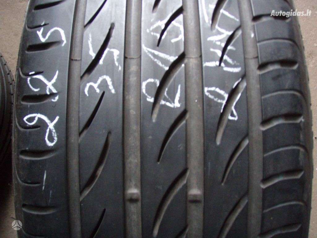 Pirelli, vasaras 225/35 R19