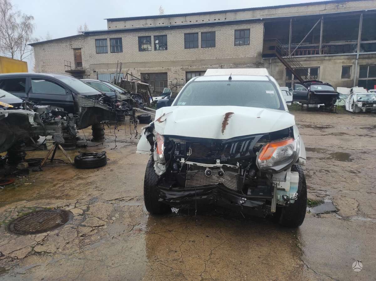 Mitsubishi L200