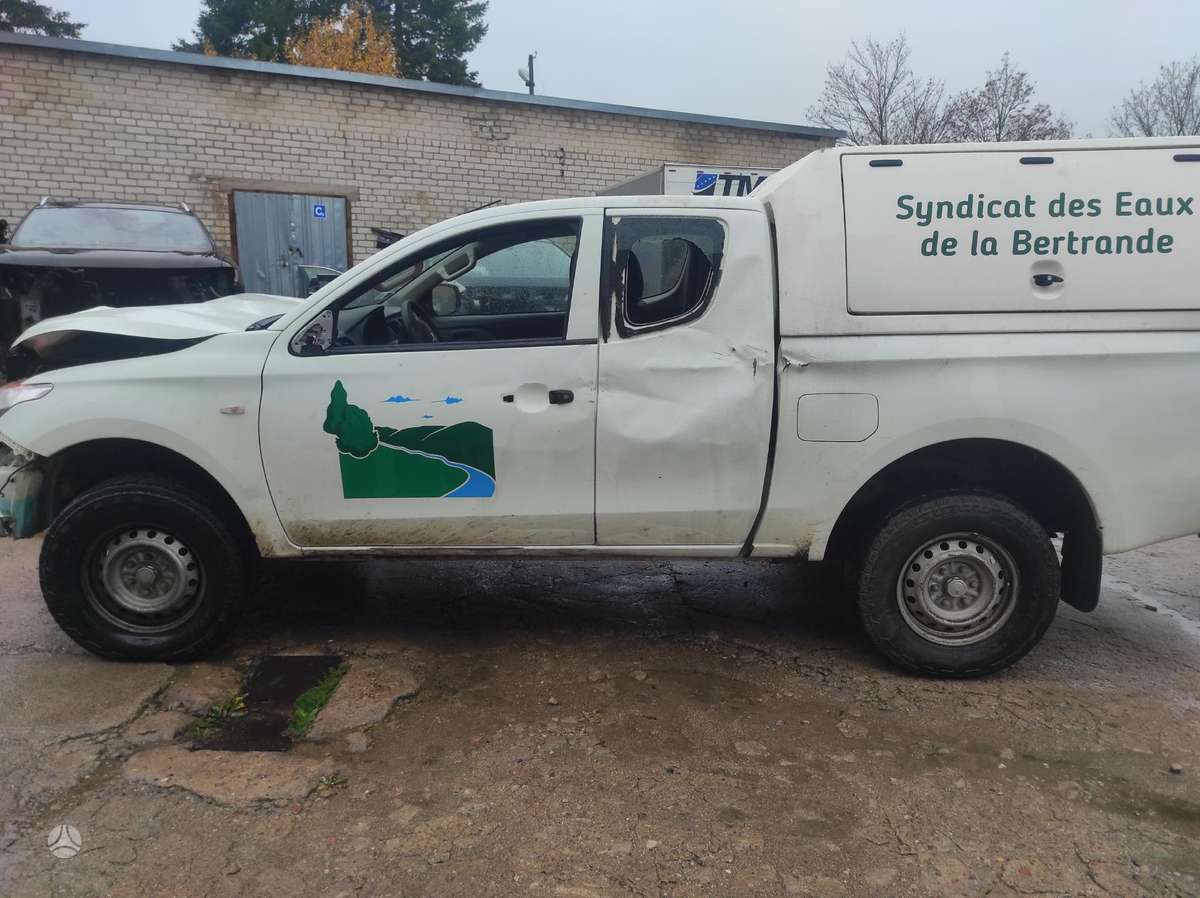 Mitsubishi L200