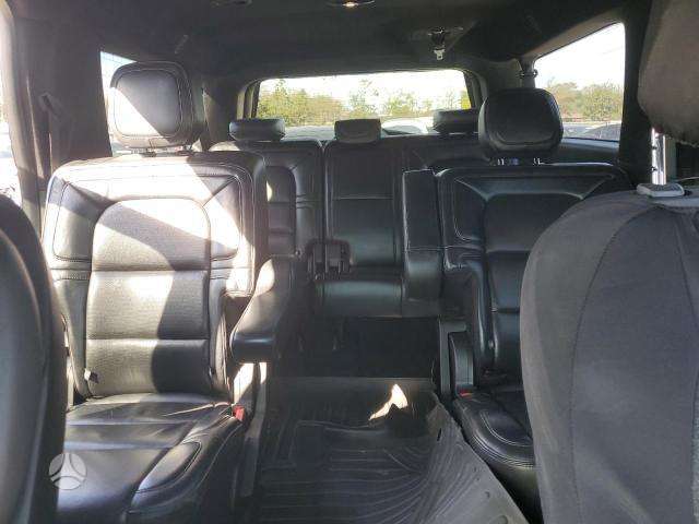 Lincoln Navigator Visas automobilis dalimis