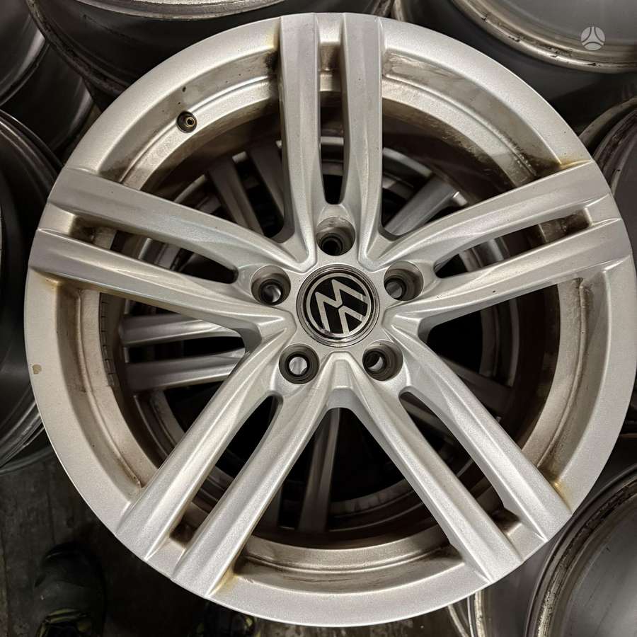 Volkswagen, light alloy, R17