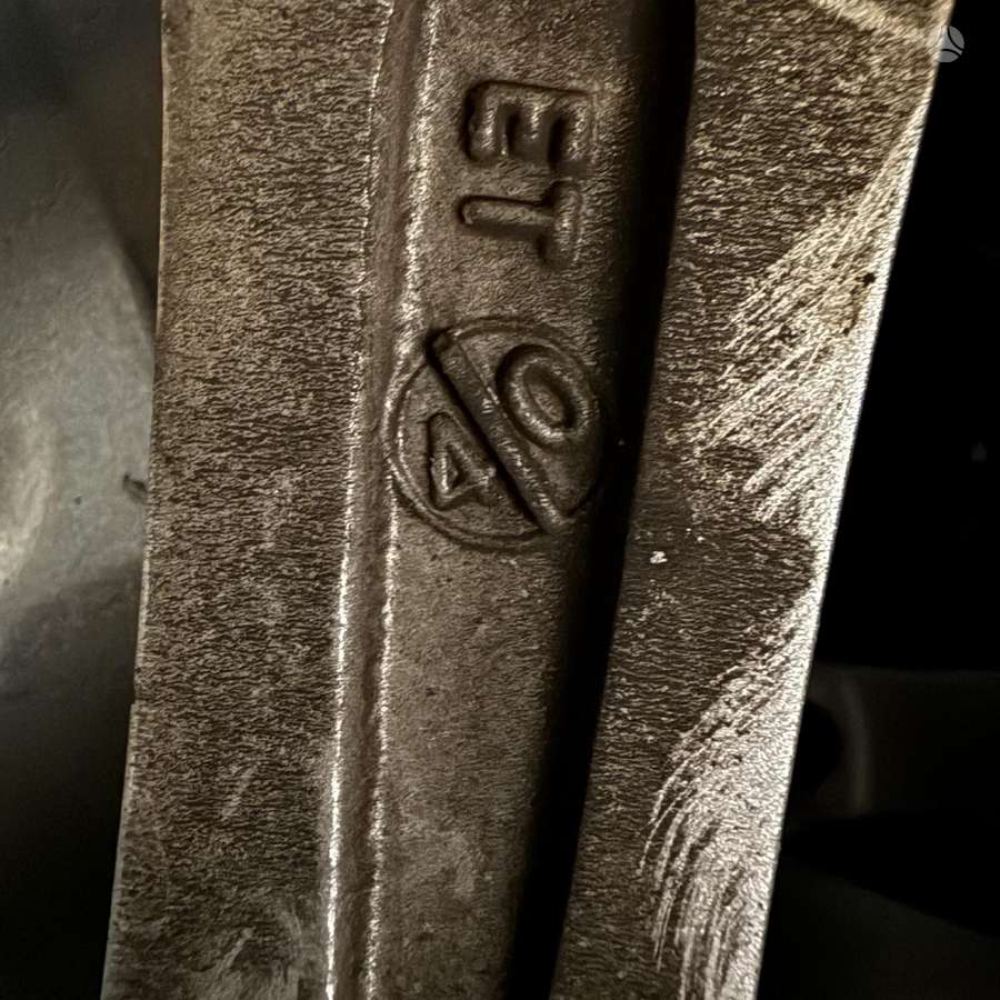 Volkswagen, light alloy, R17
