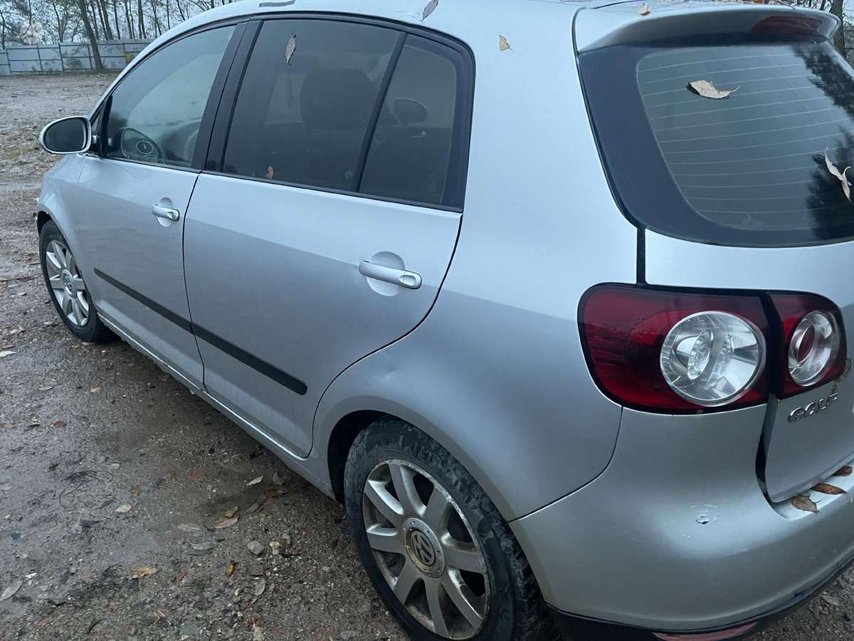 Volkswagen Golf по частям