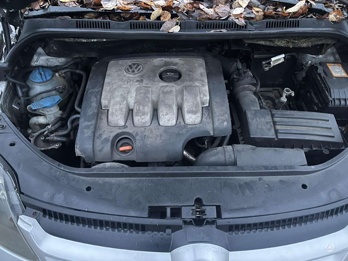 Volkswagen Golf по частям