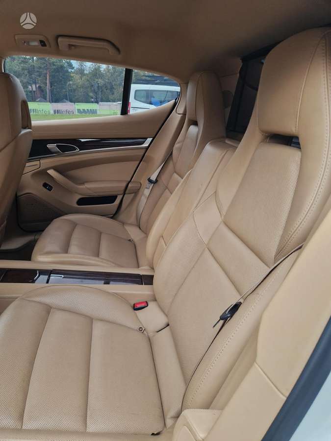 Porsche Panamera, 4.8 l., hatchback