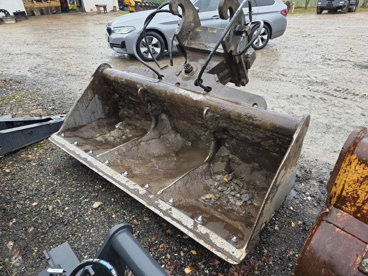 Volvo 210LC, ковши