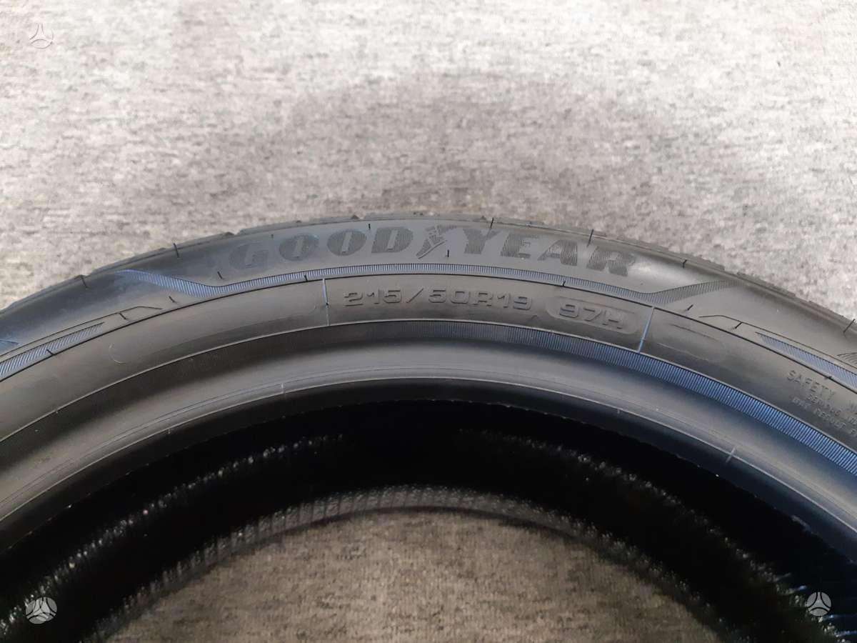 Goodyear 2024m 95% Performance+, winter 215/50 R19