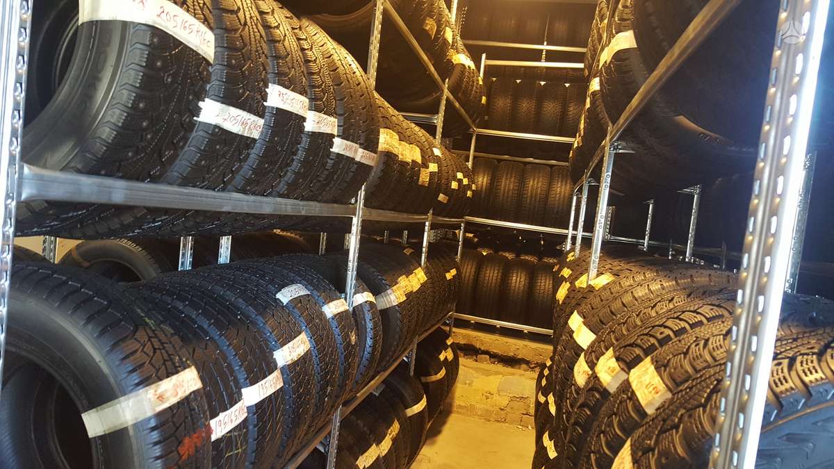 Goodyear Eagle Ultra Grip, winter 215/65 R16