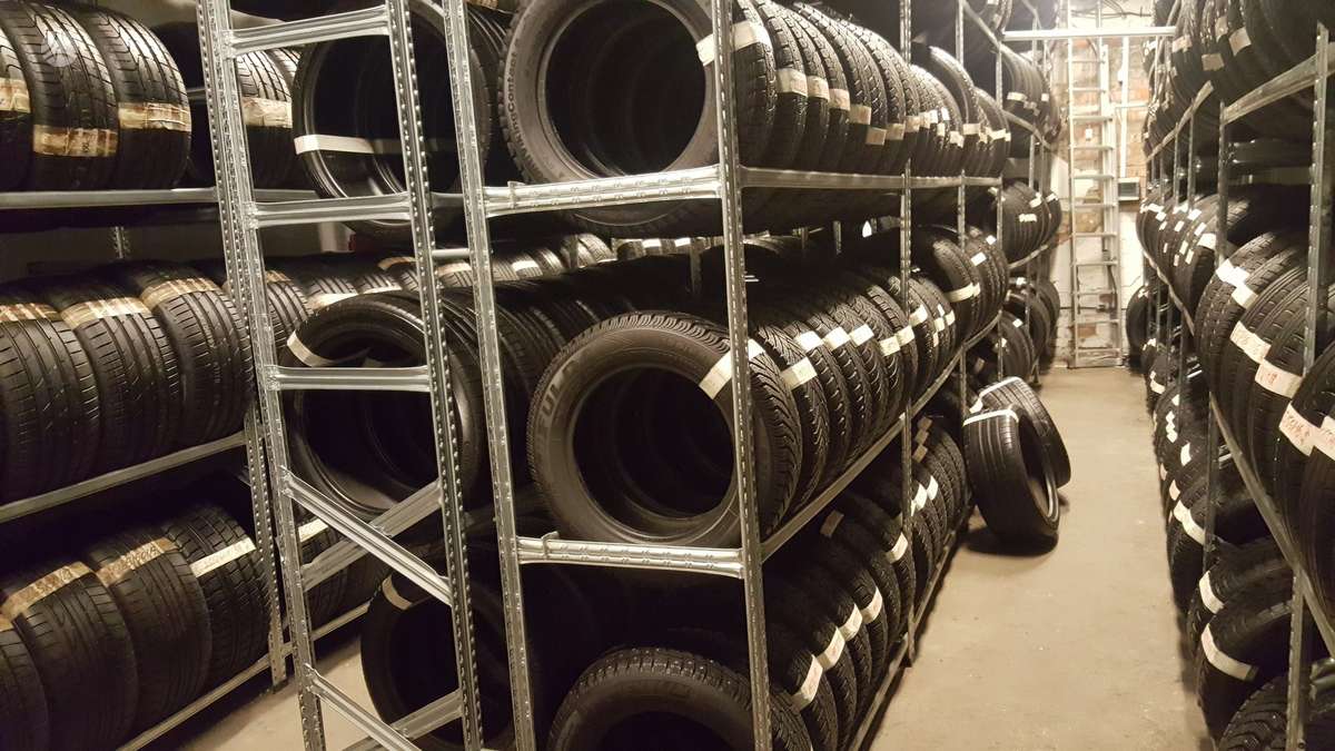Goodyear Eagle Ultra Grip, winter 215/65 R16