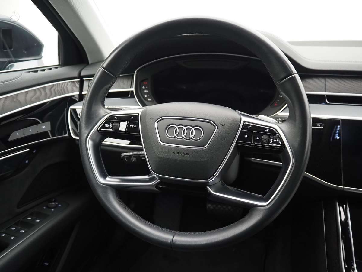 Audi A8, 3.0 l., Седан