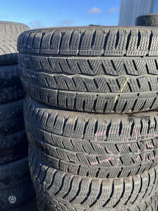 Hankook Winter icept LV, winter 225/55 R17