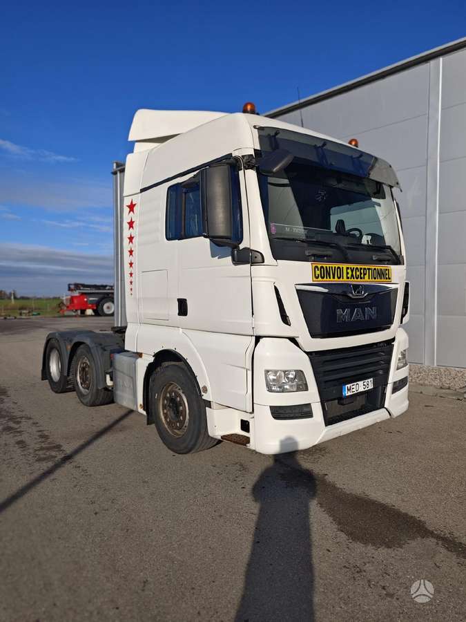 MAN TGX 26.460, single sleeper