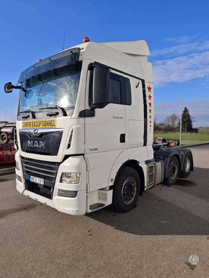 MAN TGX 26.460, single sleeper