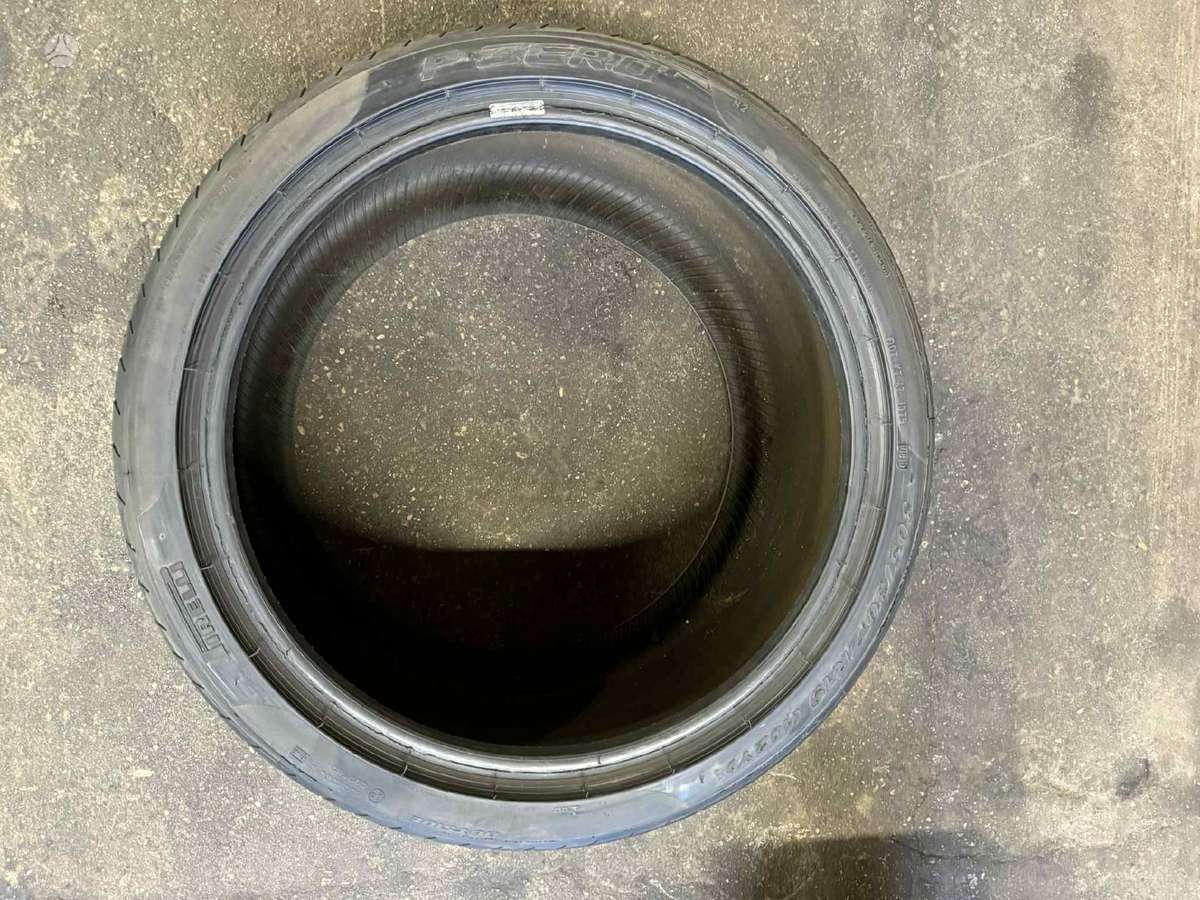 Pirelli P Zero, vasaras 305/30 R19