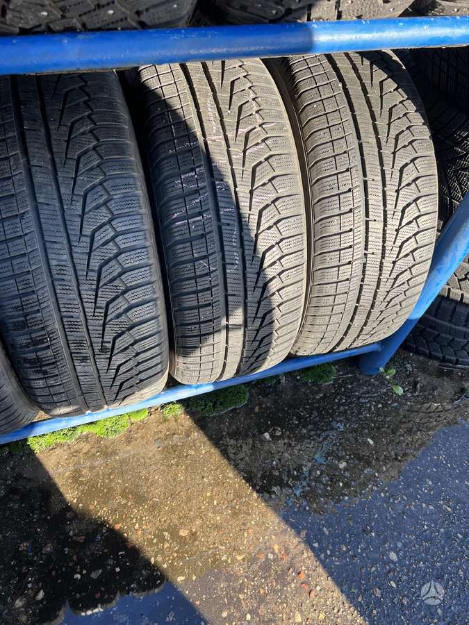 Hankook, winter 235/55 R17