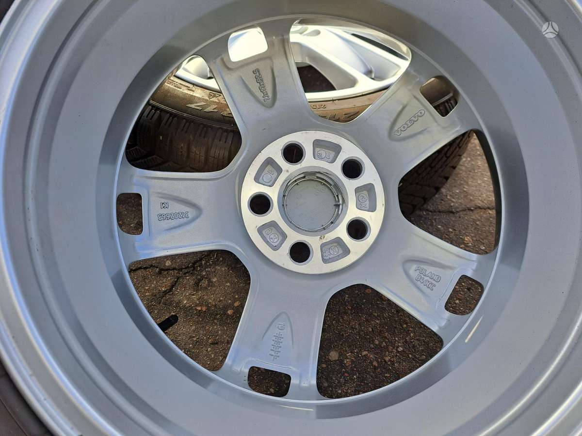 Volvo V60 V70 S80, light alloy, R17