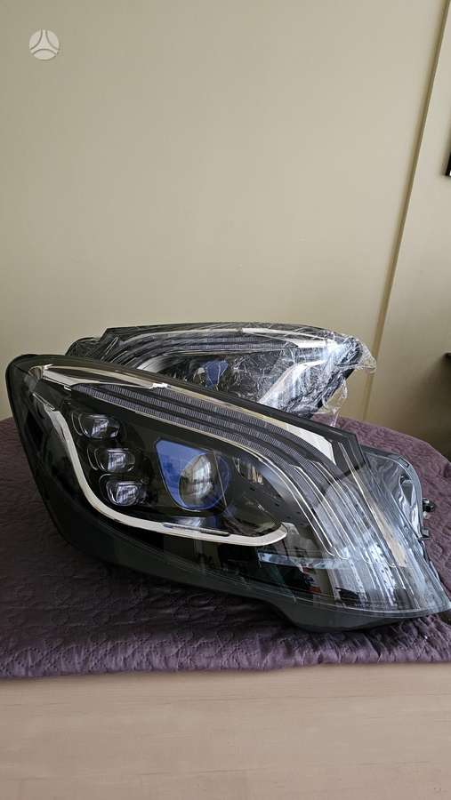 Mercedes-Benz S klasė lights