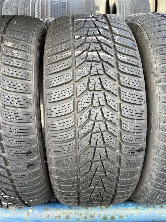 Hankook Winter Icept evo 3, winter 225/50 R18