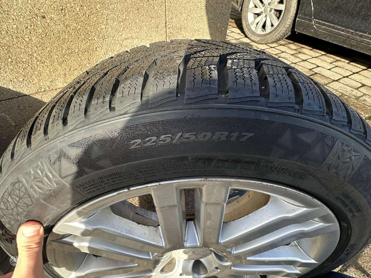 Hankook, зимние 225/45 R17