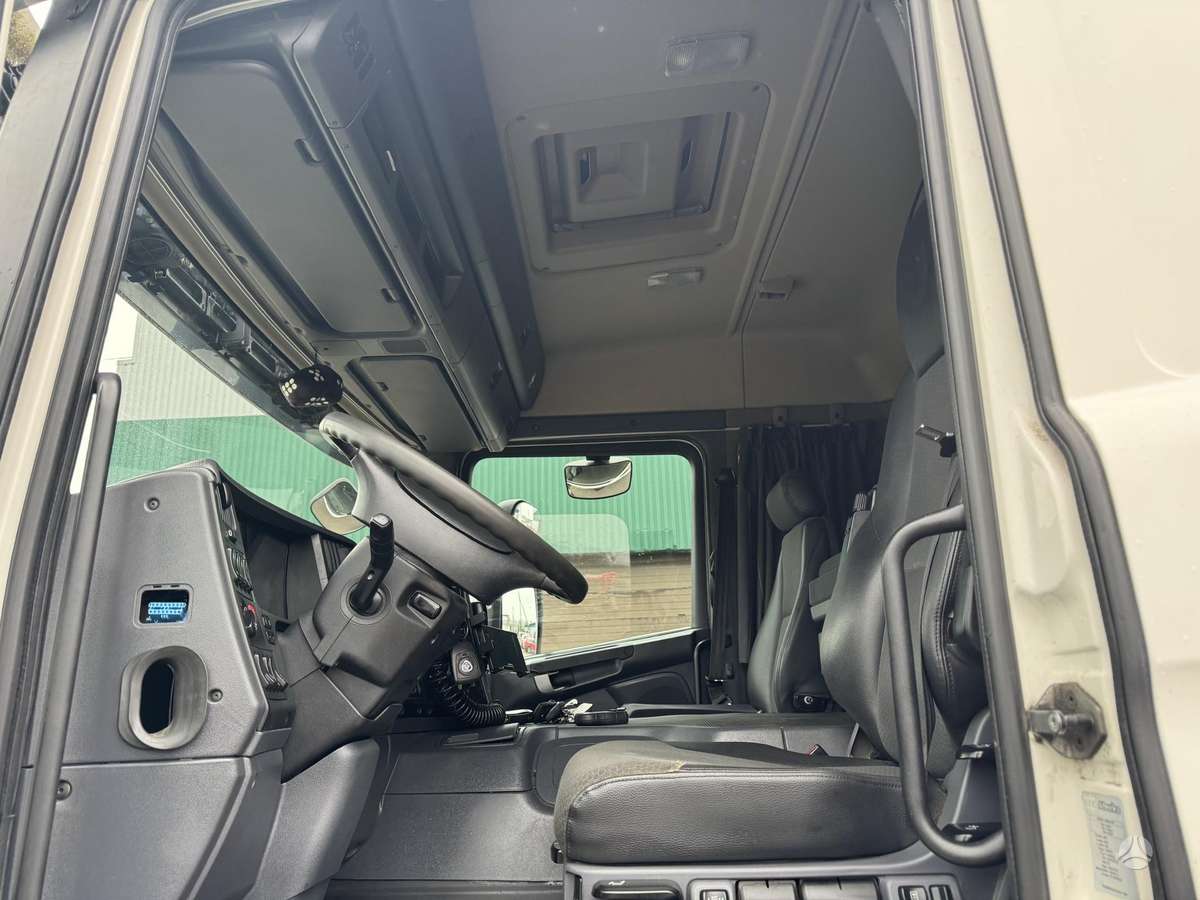Scania P370 EURO6 Open side, box trucks / box vans