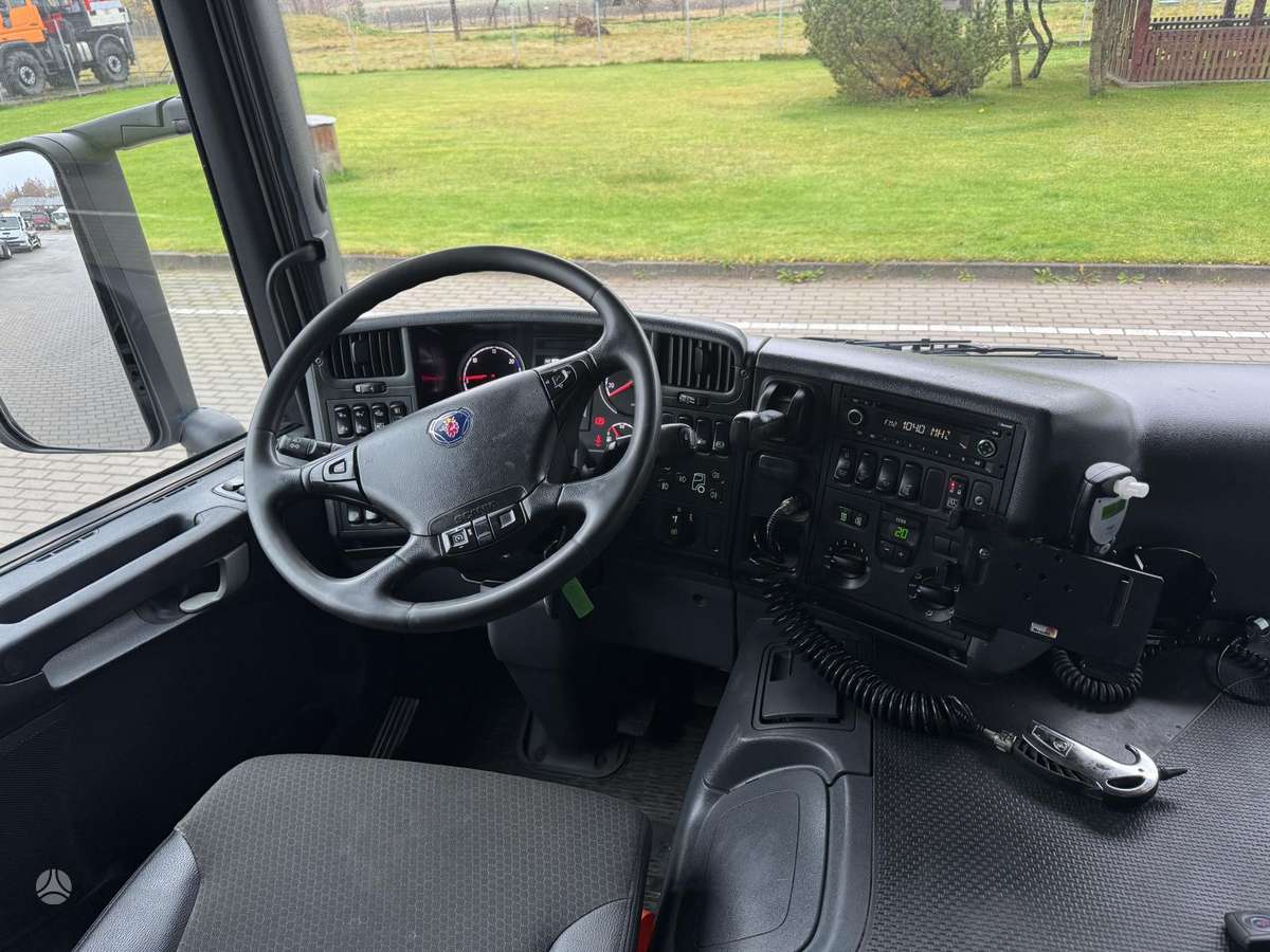 Scania P370 EURO6 Open side, box trucks / box vans