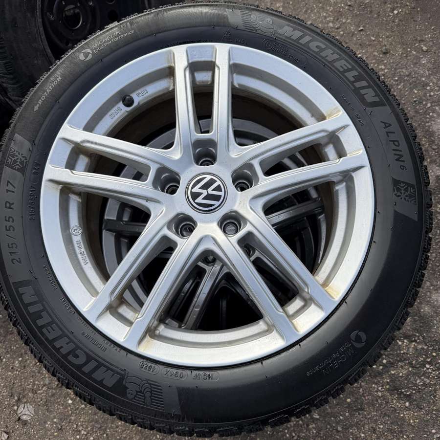 Volkswagen Passat, light alloy, R17