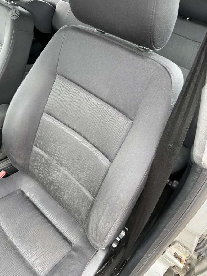 Audi A4, 1.6 l., Седан
