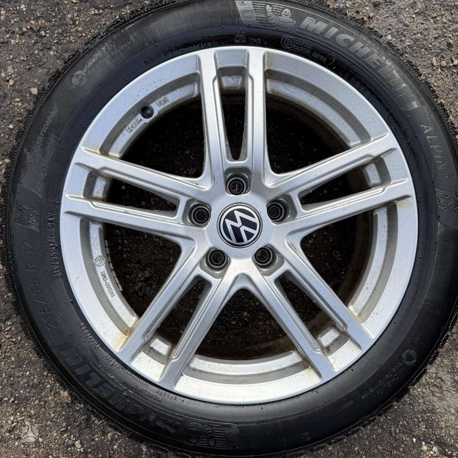 Volkswagen Passat, light alloy, R17