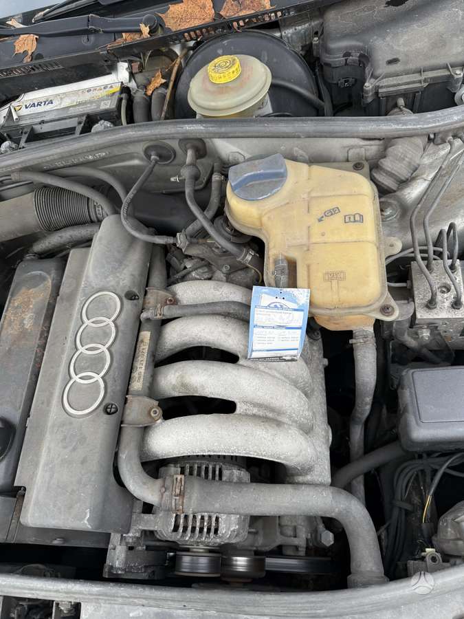 Audi A4, 1.6 l., Седан