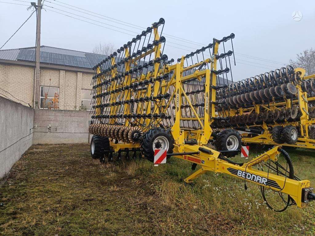 Bednar Striegel PRO PE 12000, other