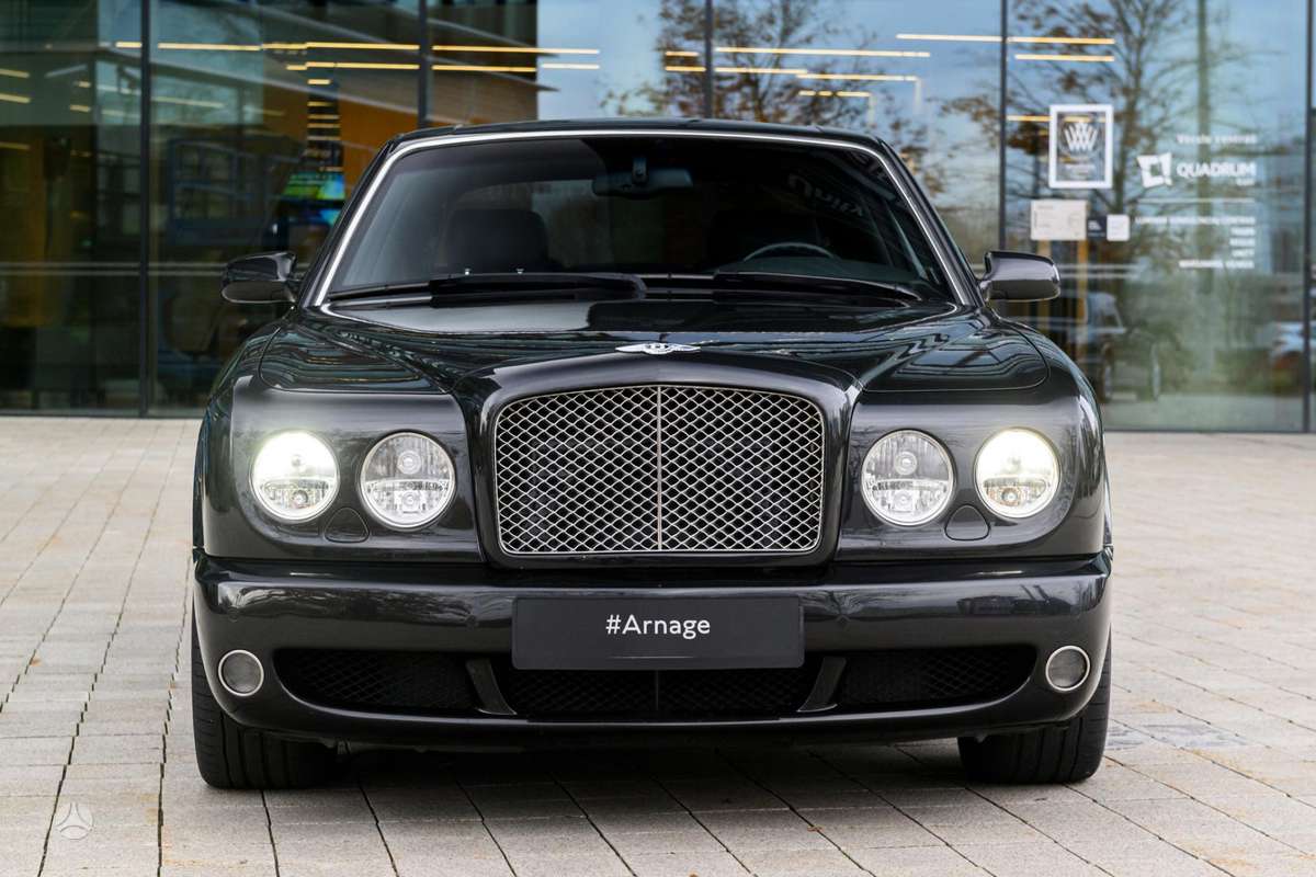 Bentley Arnage, 6.8 l., Седан