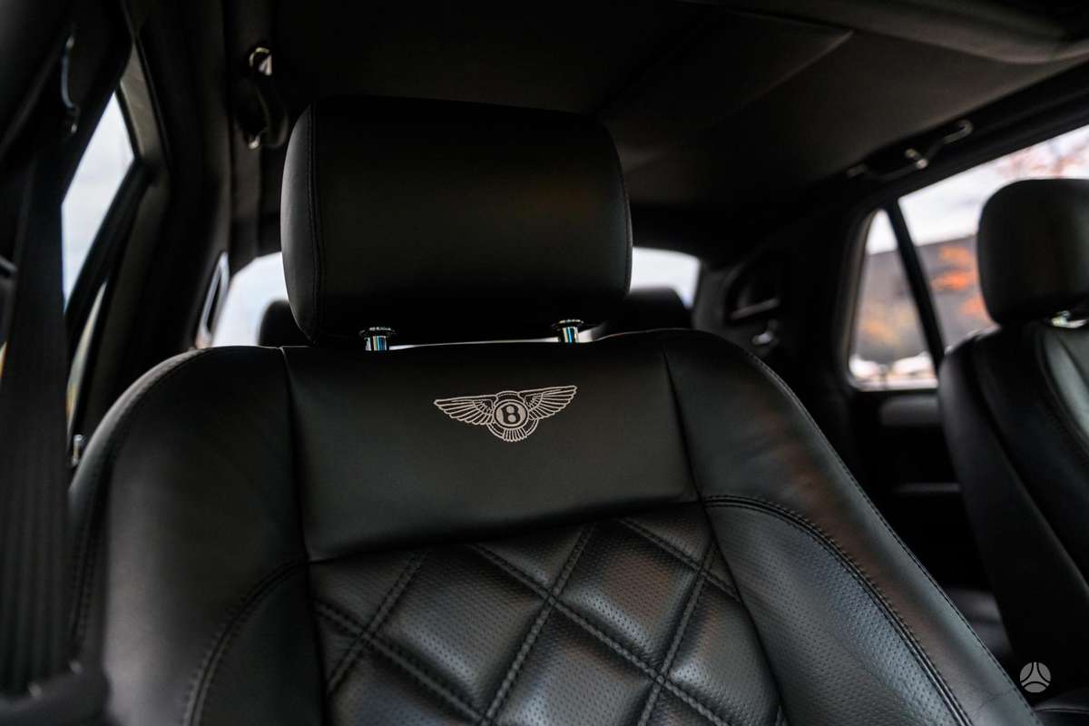 Bentley Arnage, 6.8 l., Седан