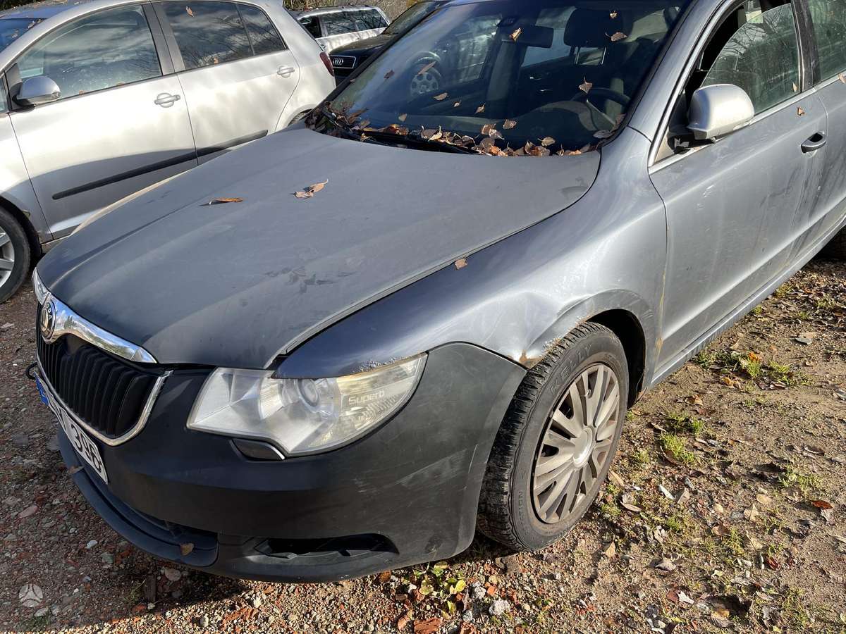 Skoda Superb for parts