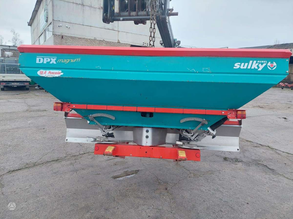 Sulky DPX Magnum, spreaders