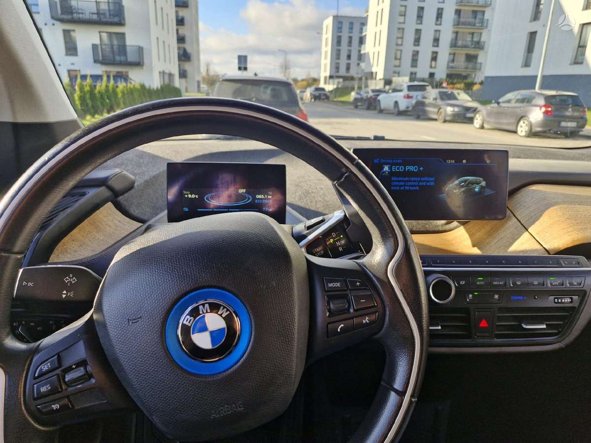 BMW i3, 19 кВт·ч, Хэтчбек