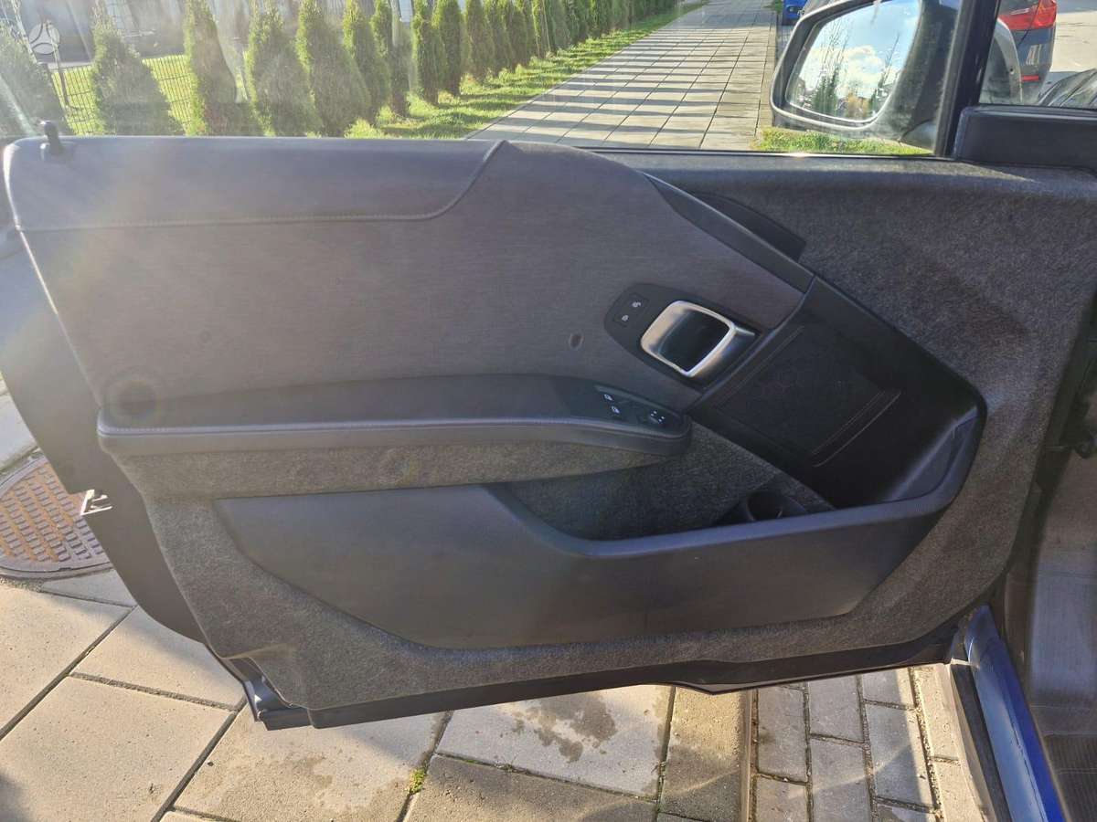 BMW i3, 19 kWh, hatchback