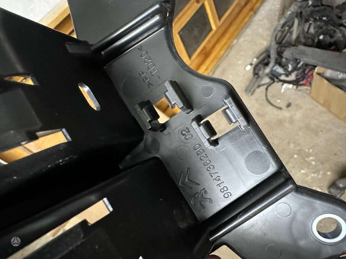 Toyota Proace, Proace, body parts