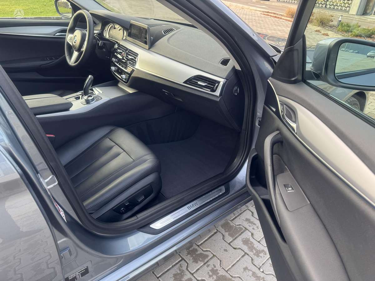 BMW 530, 3.0 l., Седан