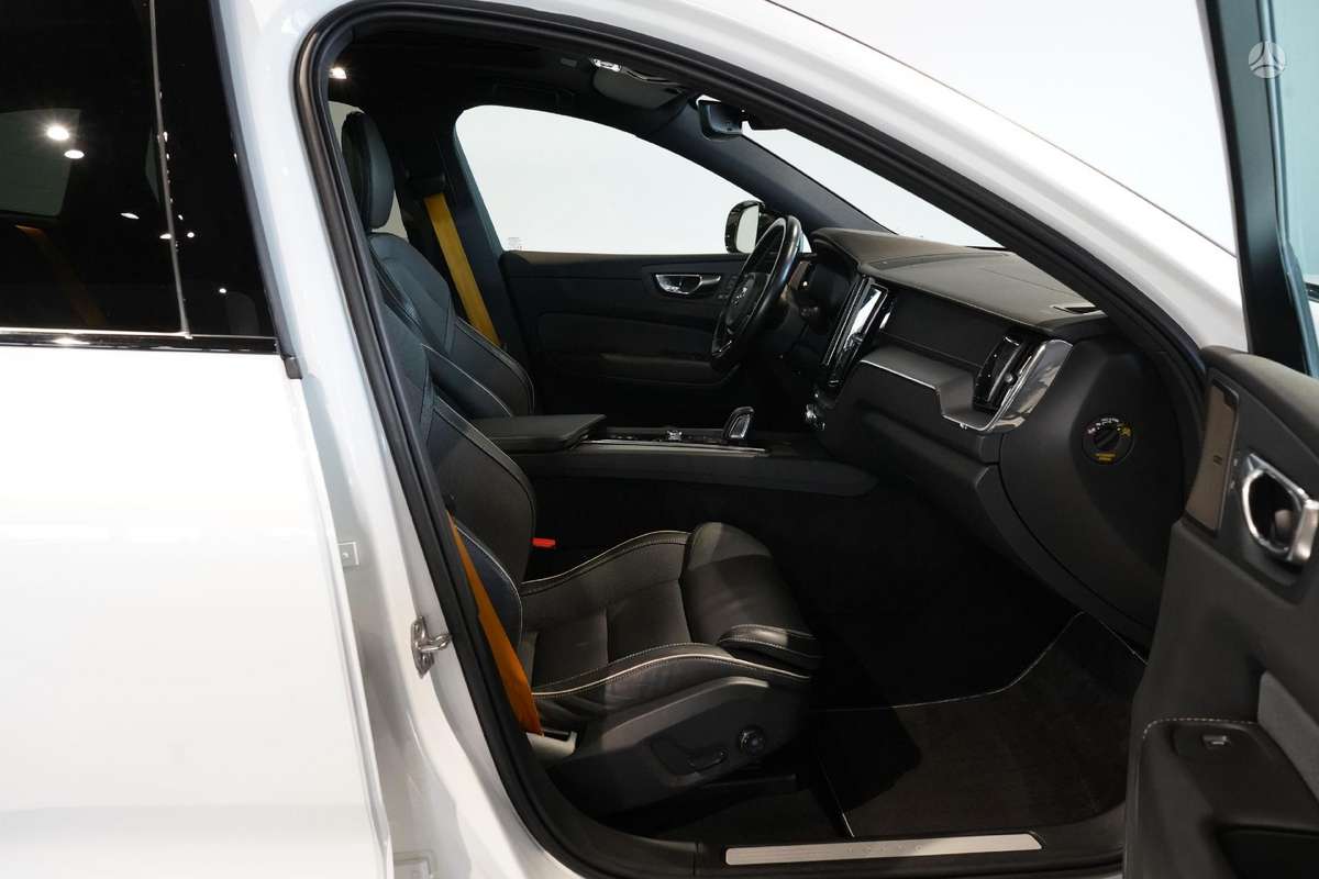 Volvo XC60 - 9