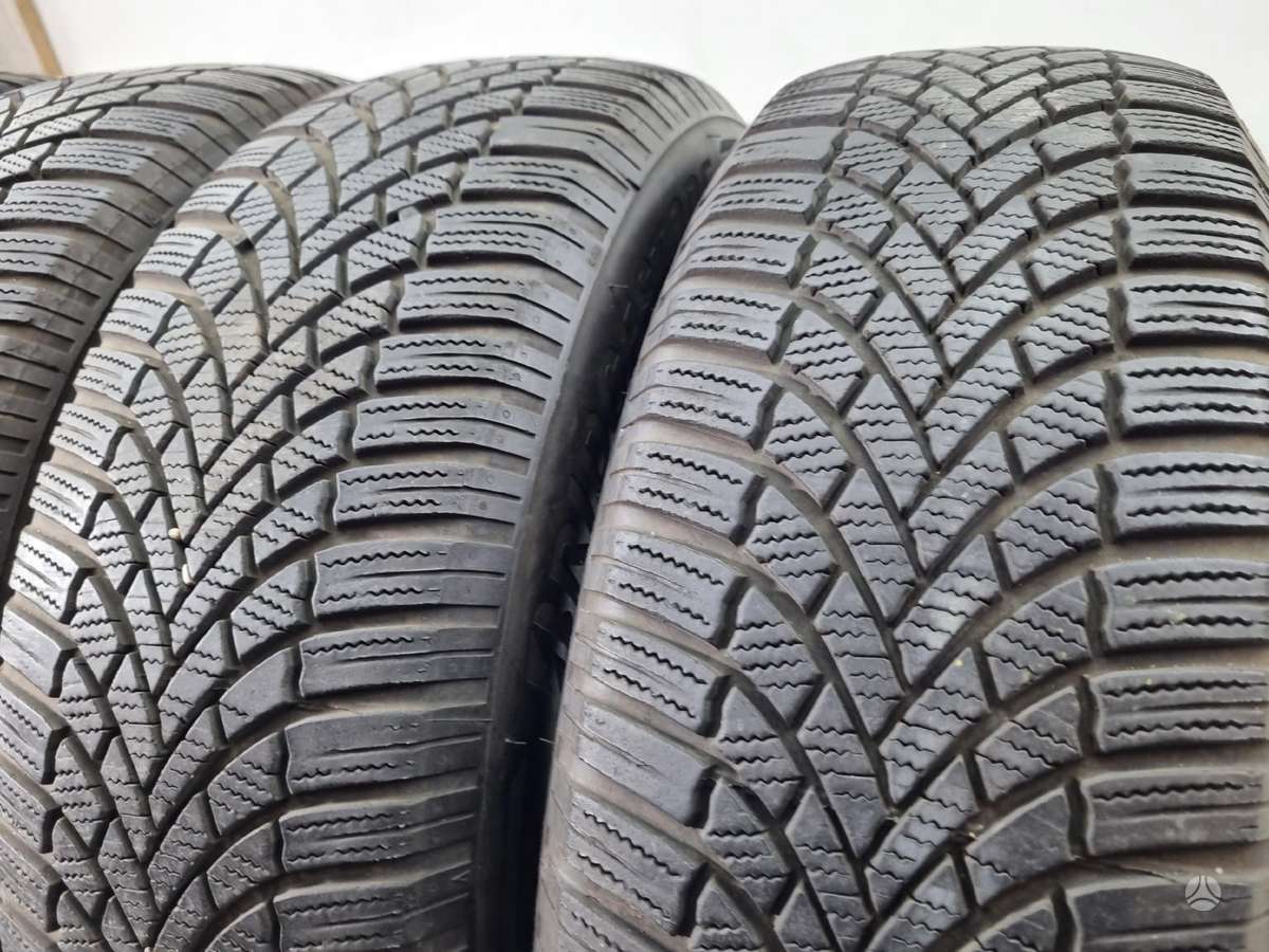 Bridgestone 6mm, 2022m, winter 215/65 R17