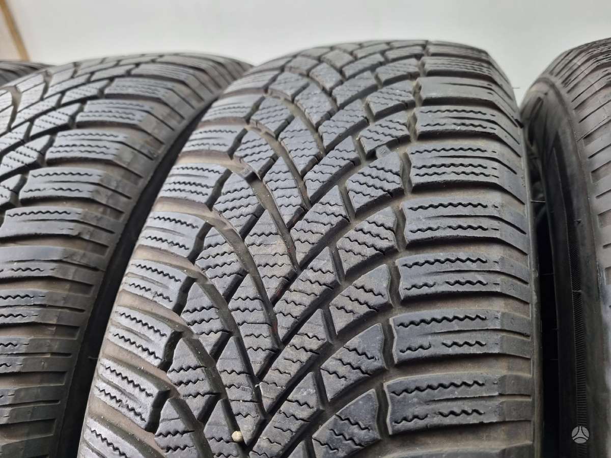 Bridgestone 6mm, 2022m, winter 215/65 R17